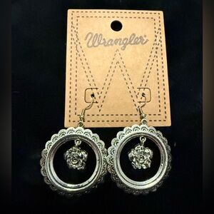 Wrangler Silvertone Earrings with Floral Design. NWT